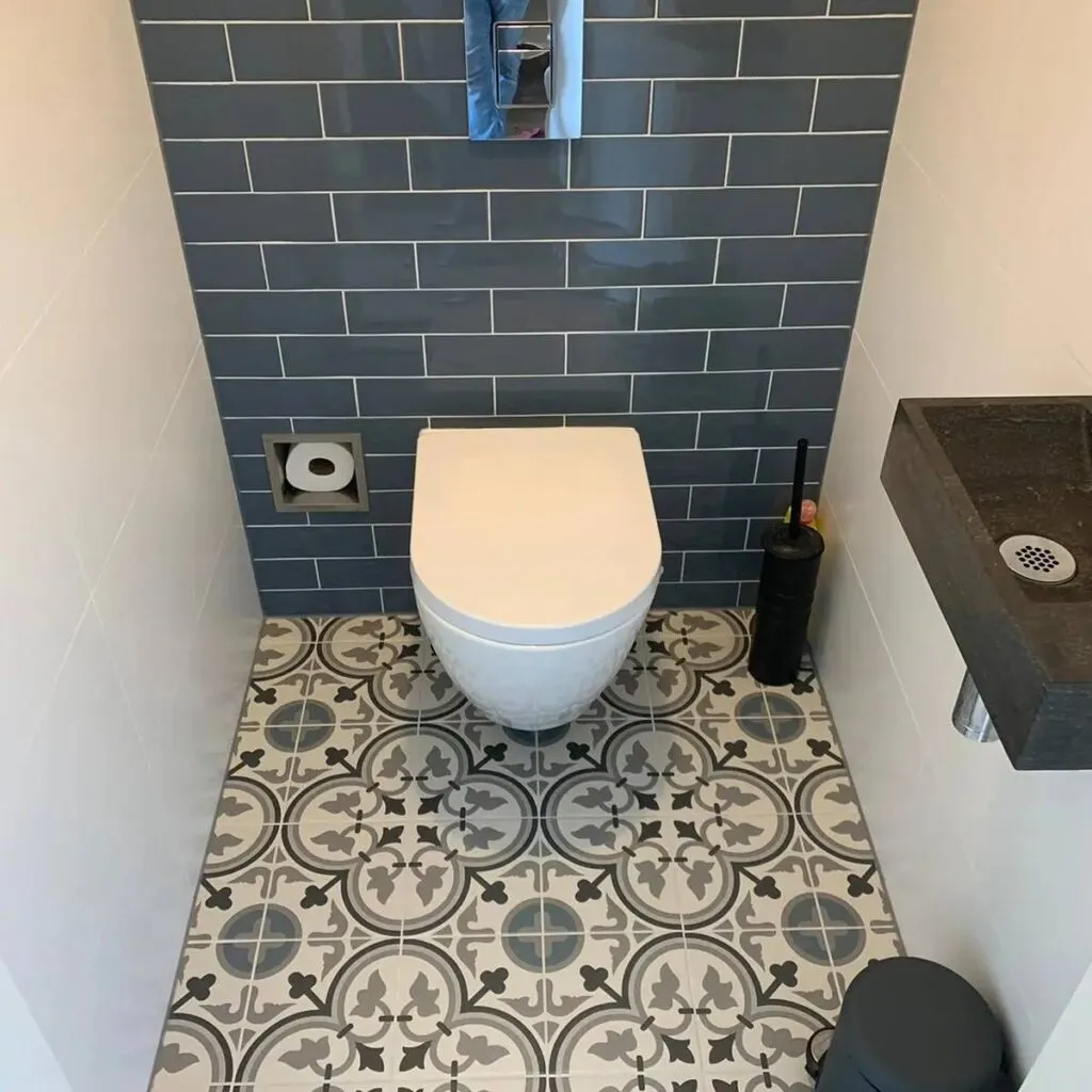 Toilet – Renoman